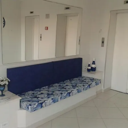 Praia Guarujá: Beachside Retreat with Pool and Flexible Check-in Exterior photo