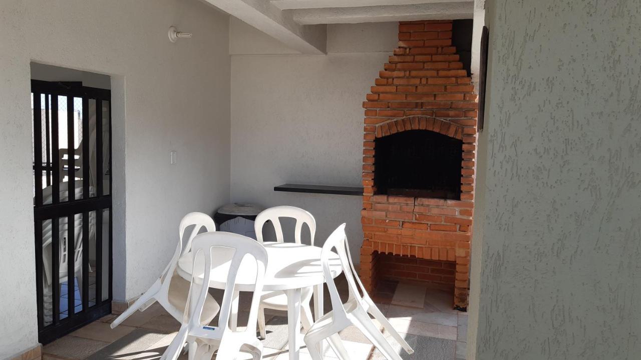 Guarujá: Beachside Retreat With Pool And Flexible Check-in *